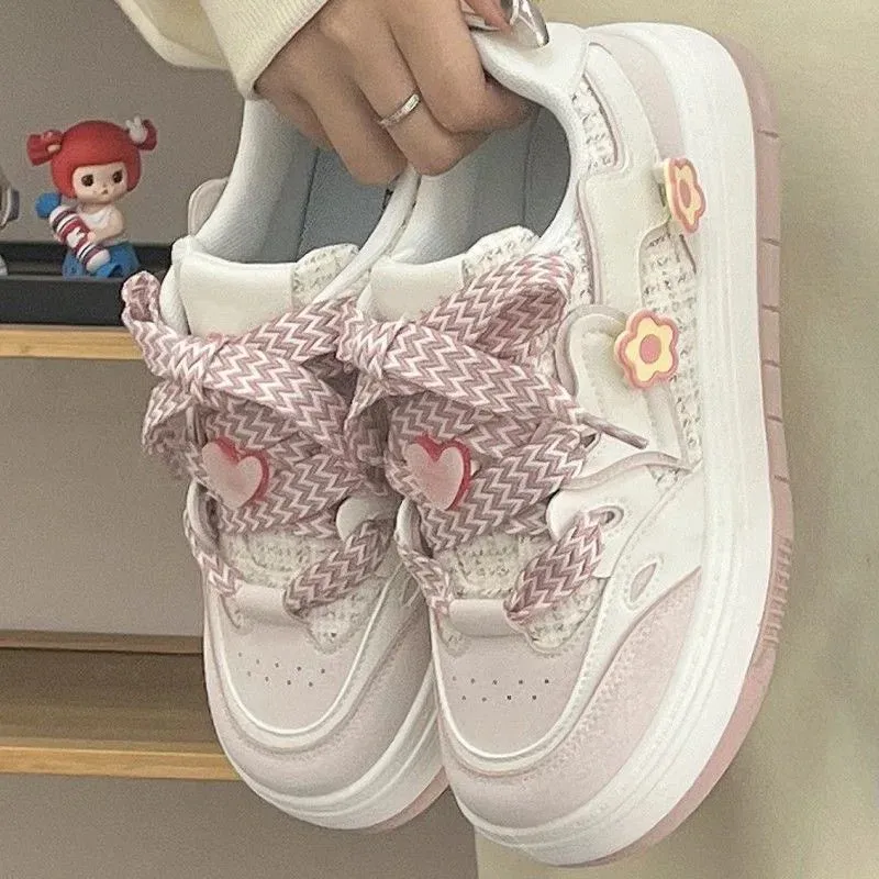 binfenxie Pink Platform Sneakers  Women's Sneakers Casual Retro Cute Vulcanized Shoes Tennis Women Flat Lace Up Flower Decoration