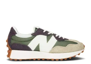 New Balance 327 ‘Oak Leaf Green’ Unfading Sneaker