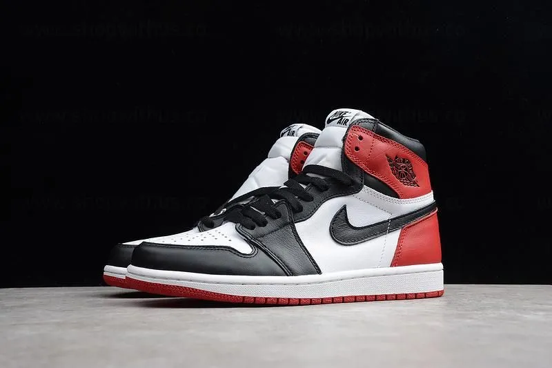 WMNS Air Jordan 1 AJ1 Retro High OG - Black Toe