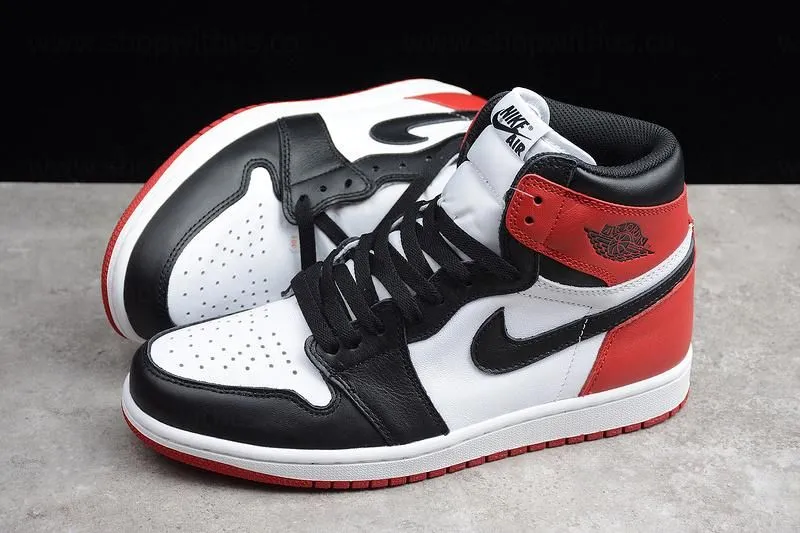 WMNS Air Jordan 1 AJ1 Retro High OG - Black Toe