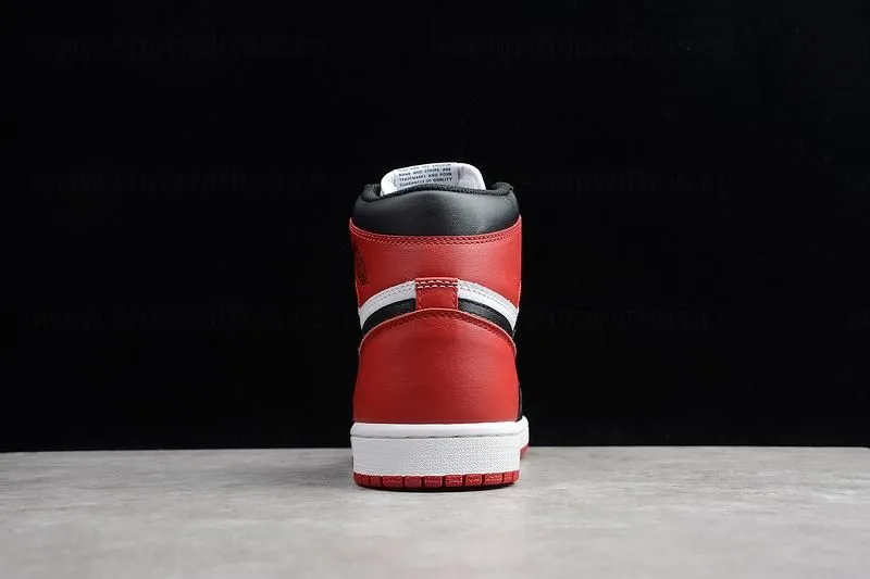 WMNS Air Jordan 1 AJ1 Retro High OG - Black Toe